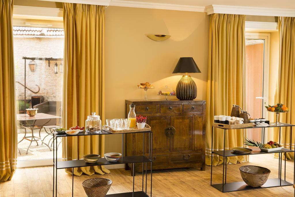 Hotel De France Angerville  Ngoại thất bức ảnh